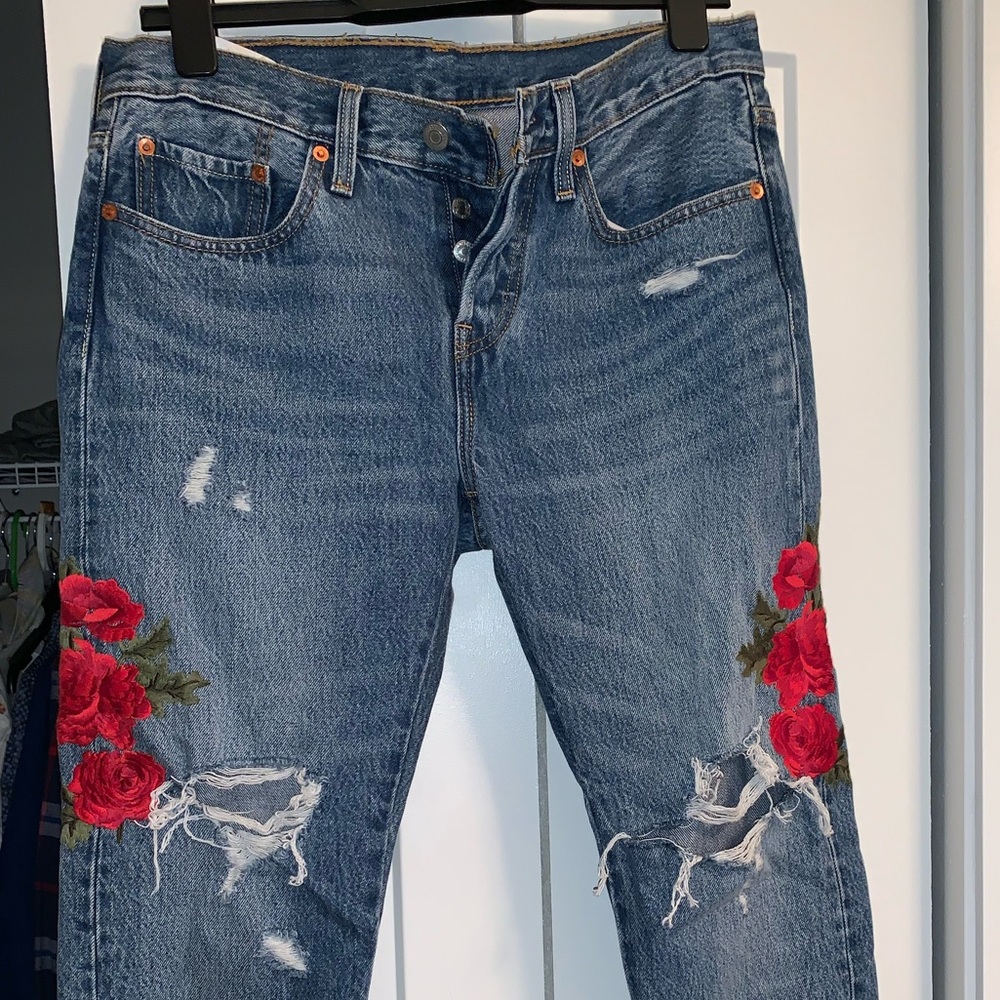 Embroidered Levi Jeans